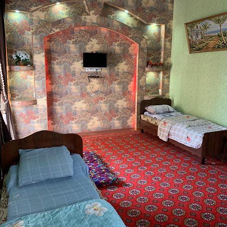 Muharram Homestay In The Neighborhood Of The Registan Square, 家族 ゲストハウス Samarkand Buitenkant foto