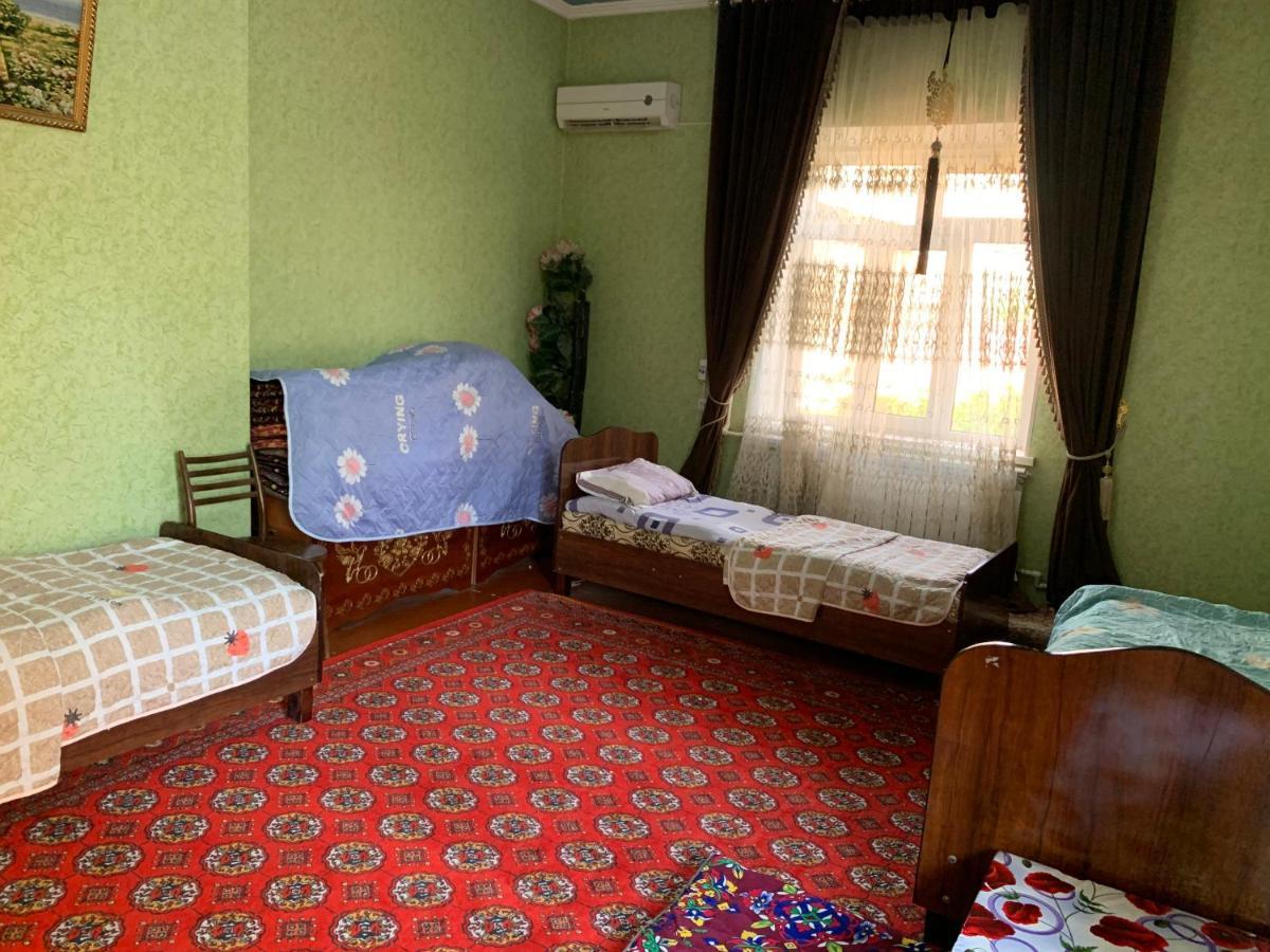 Muharram Homestay In The Neighborhood Of The Registan Square, 家族 ゲストハウス Samarkand Buitenkant foto